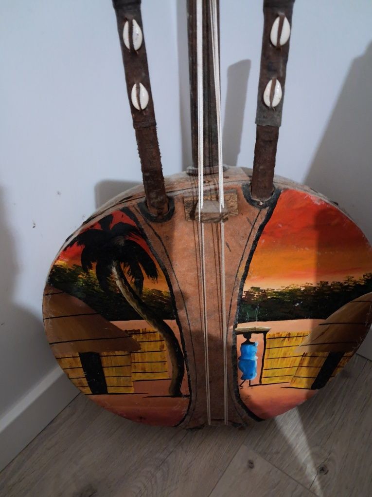 Kora africana em excelente estado,pintado àmão.