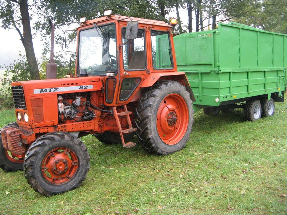 MTZ 82 z niemiec DDR w oryginale 89 r. wszystko sprawne - rozrzutnik