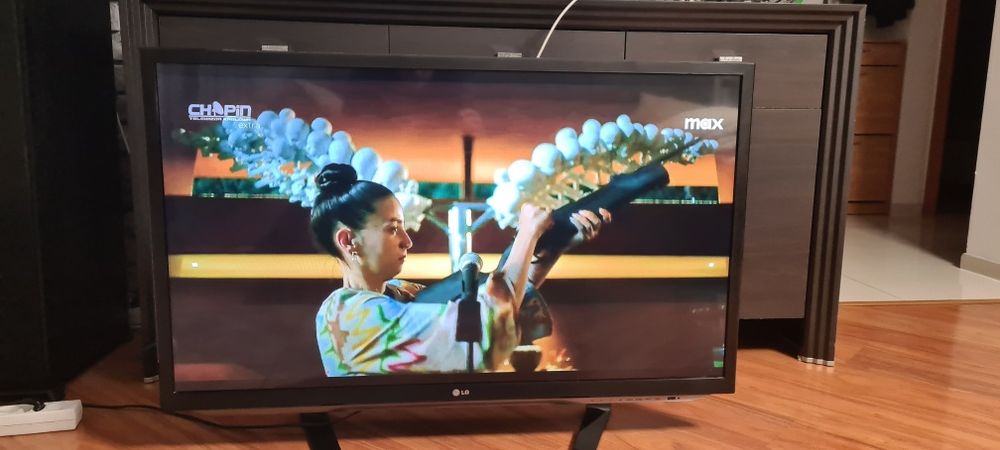 Telewizor LG 42LM620S LED 3D