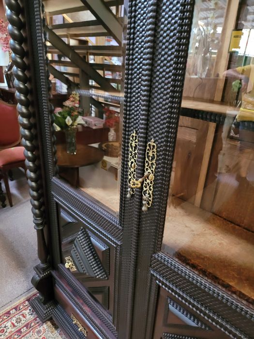 Livreiro antigo em madeira maciça - Bom estado geral