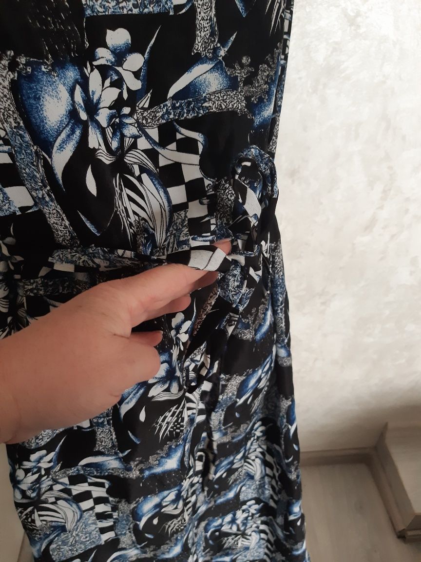Плаття легеньке,саме те,що потрібно на літо,розмір 46-50