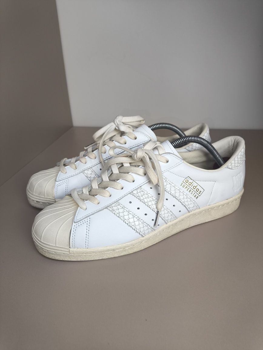 Adidas Undefeated Superstar 80S 10TH Anniversary rozmiar 42 2/3