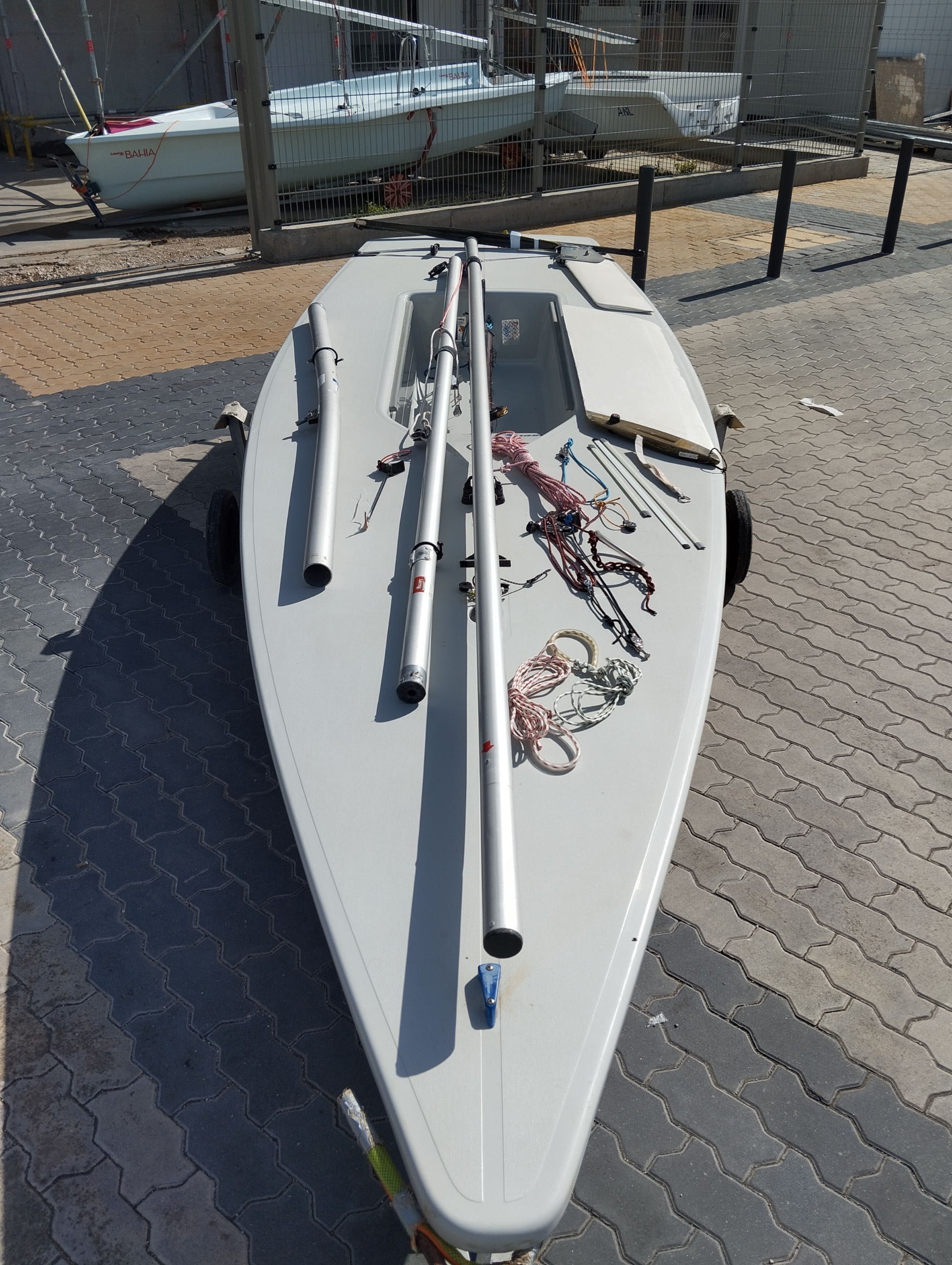 Barco vela Laser ILCA