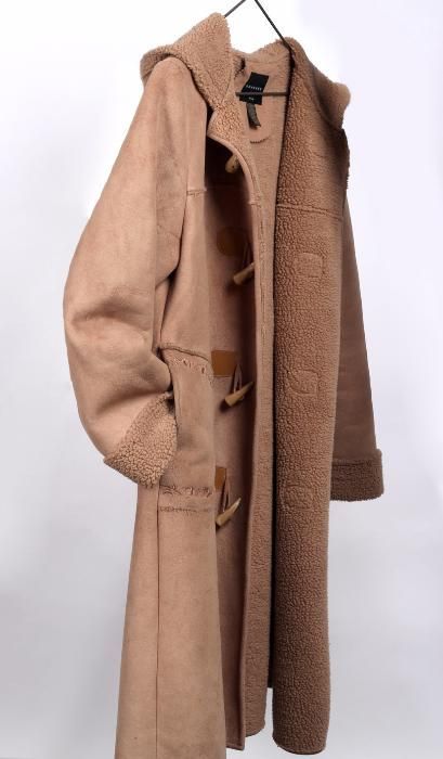 Продам стильное женское пальто осень -весна