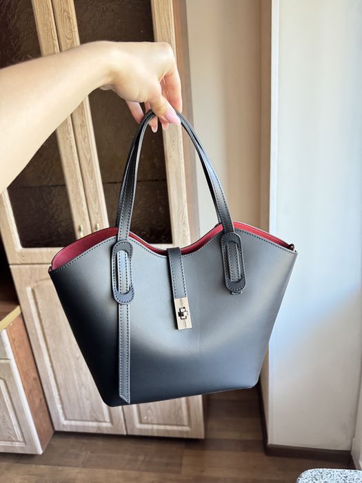 Шкіряна сумка чорна