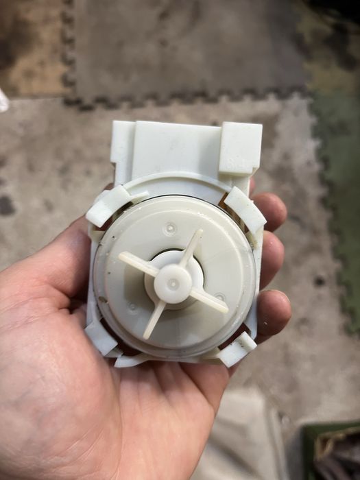 Pompa wody do pralki Whirlpool TDLR 60210