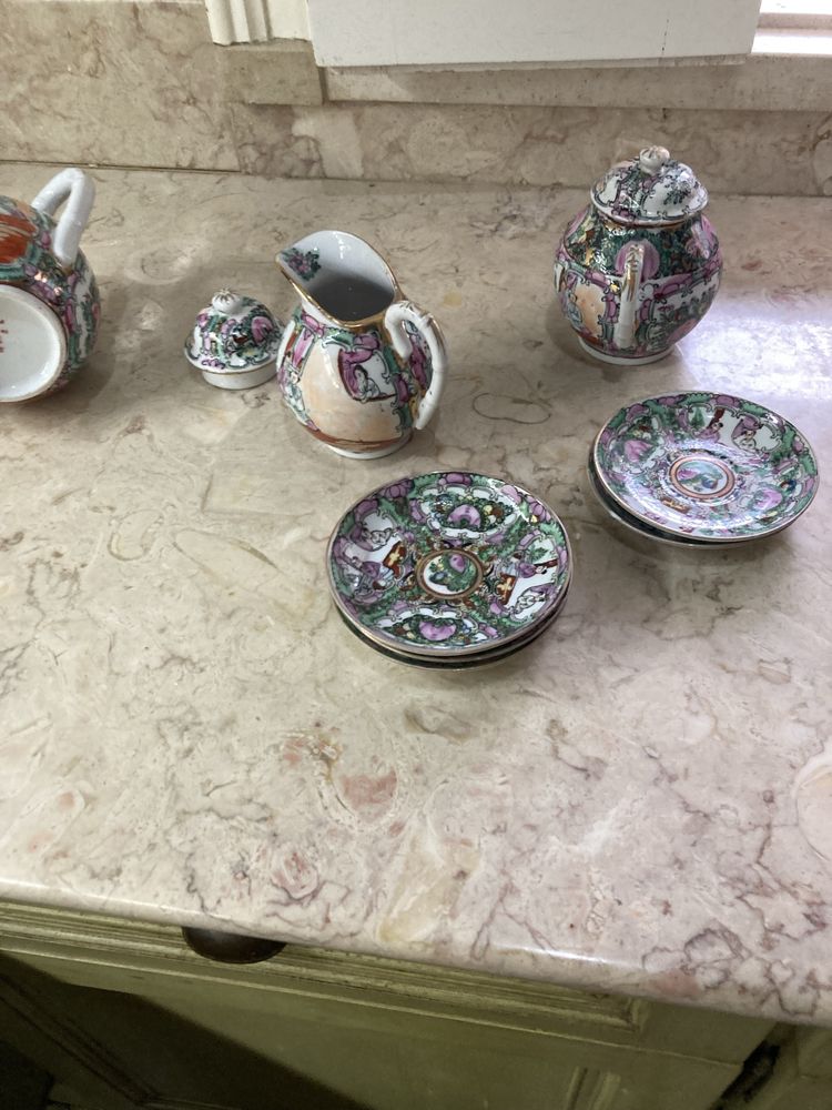 Peças de serviço de chá e café -porcelana chinesa-como NOVO