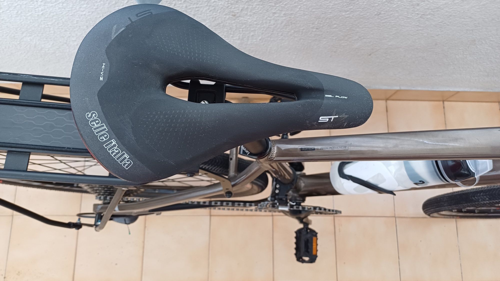 Bicicleta Rockrider ST540 +EXTRAS
