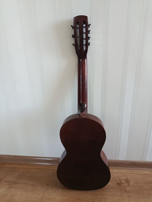 Гитара (Артель кооперативный путь)