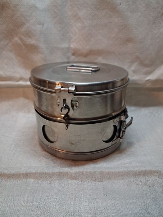 Медицинский бикс