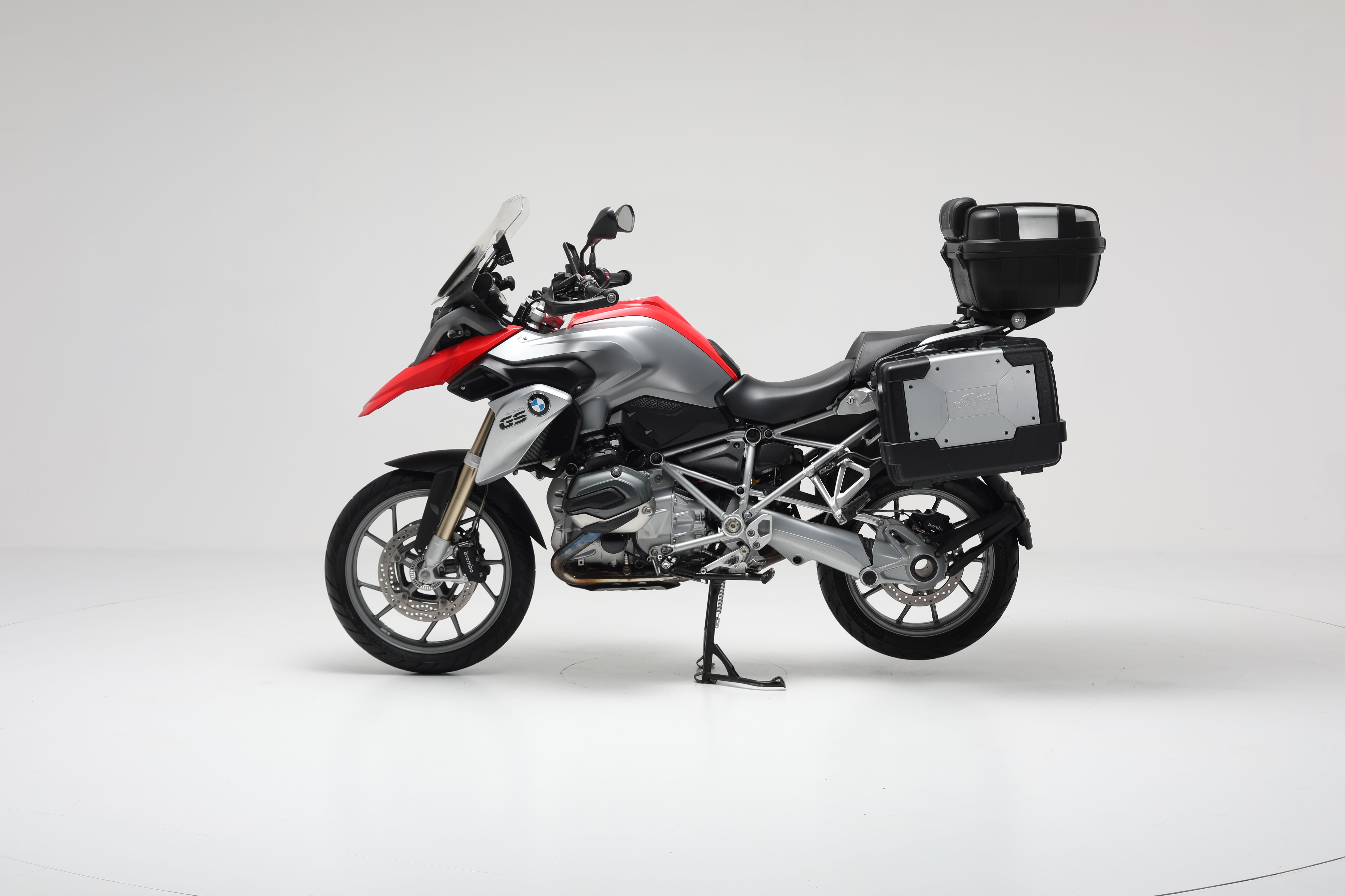 Wynajem wypożyczalnia wypożyczenie motocykli turystyczny BMW R 1200 gs