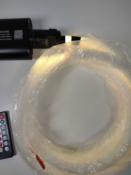 GWIEZDNE NIEBO Światłowód Led RGBW 300ptk 2m