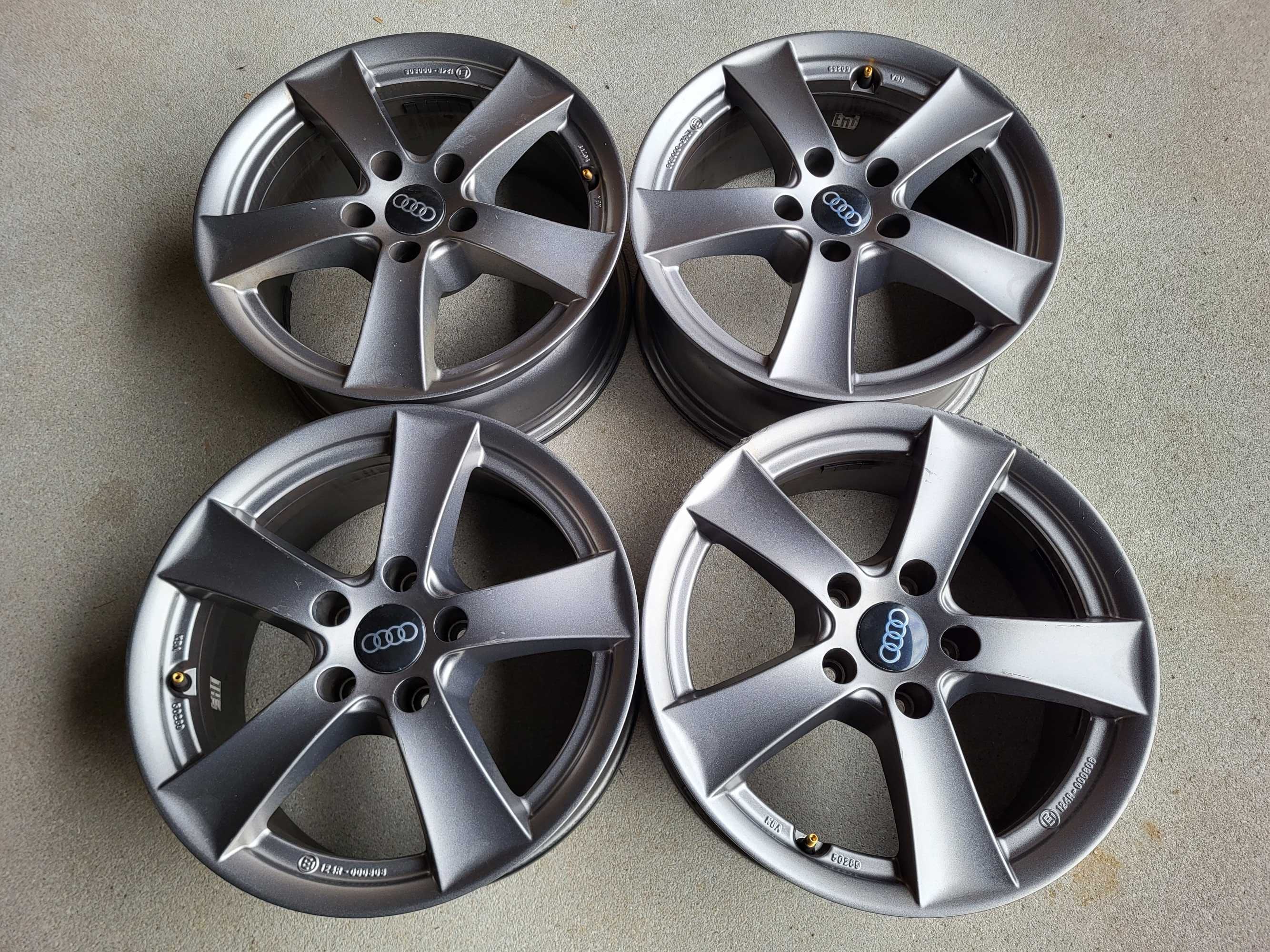 [661] Felgi aluminiowe 16 Cali 5x112 ET35 7Jx18H2 Audi A3 A4 A6