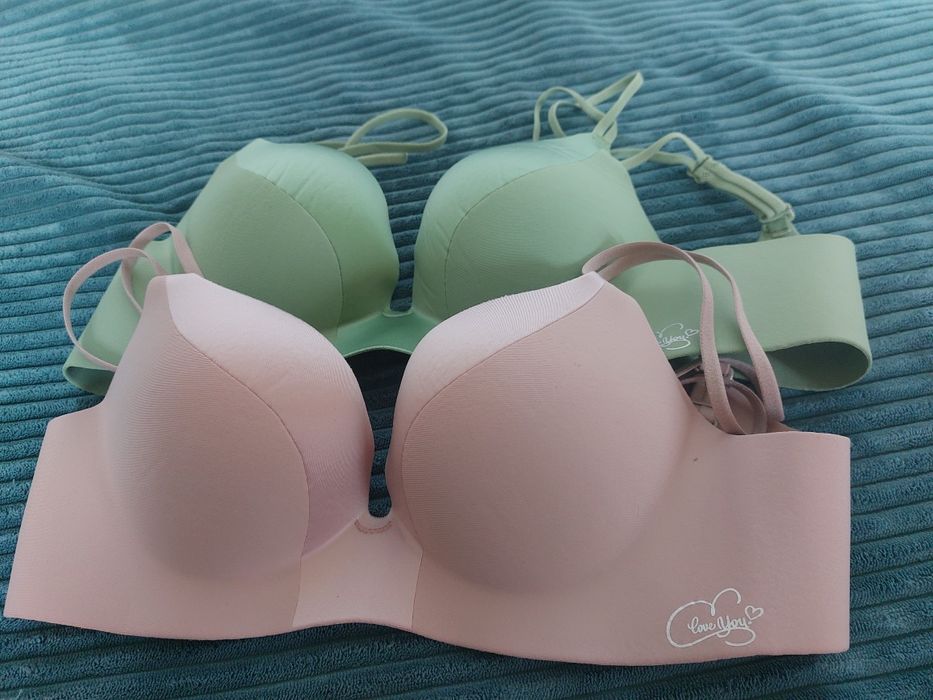 Безшовні бюсталтер