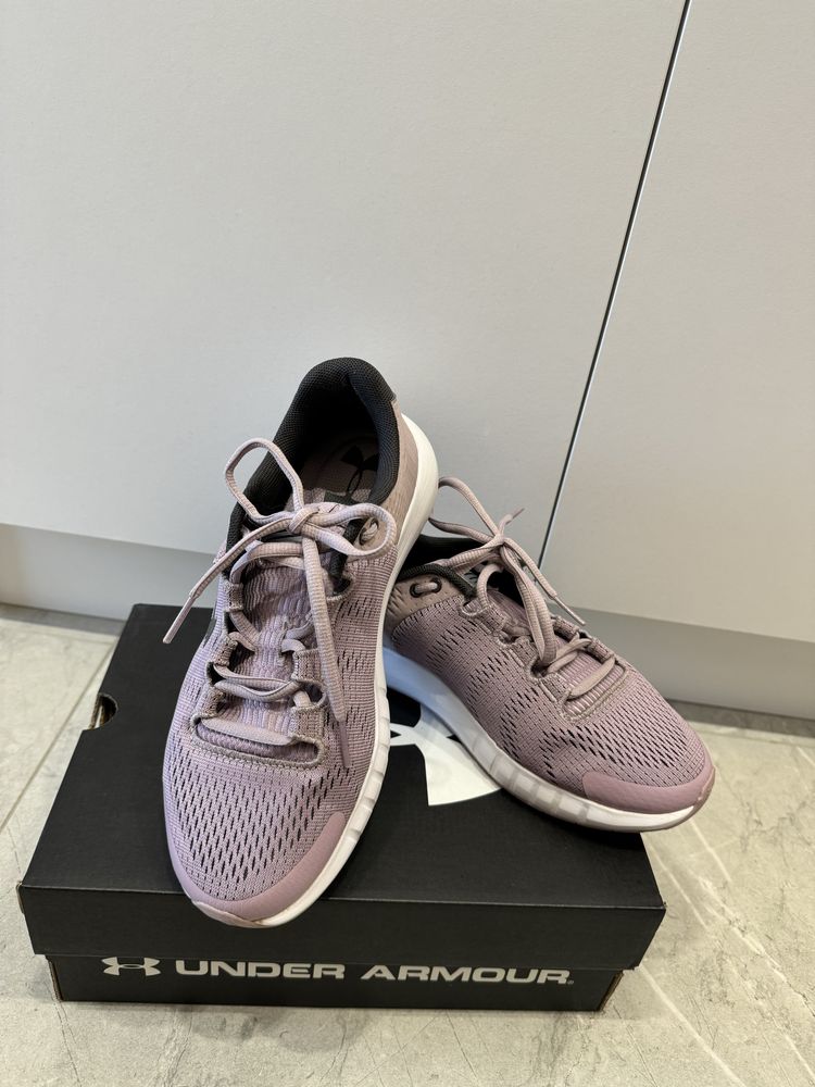 Кросівки Under Armour