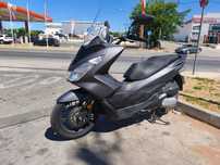 Vendo Honda PCX de 2017 com 13 mil kms
