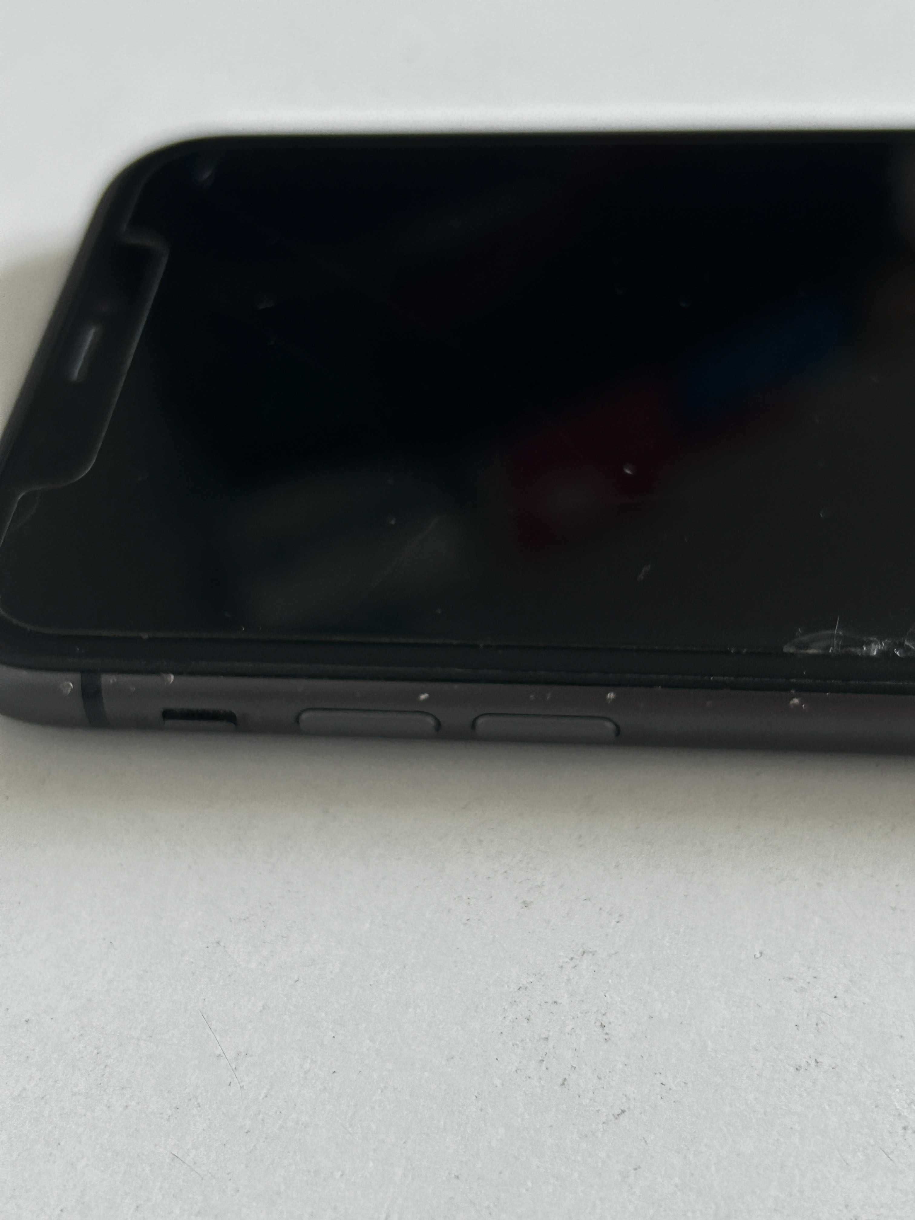 IPHONE 11 128GB | Stan bardzo dobry | Bateria 82%