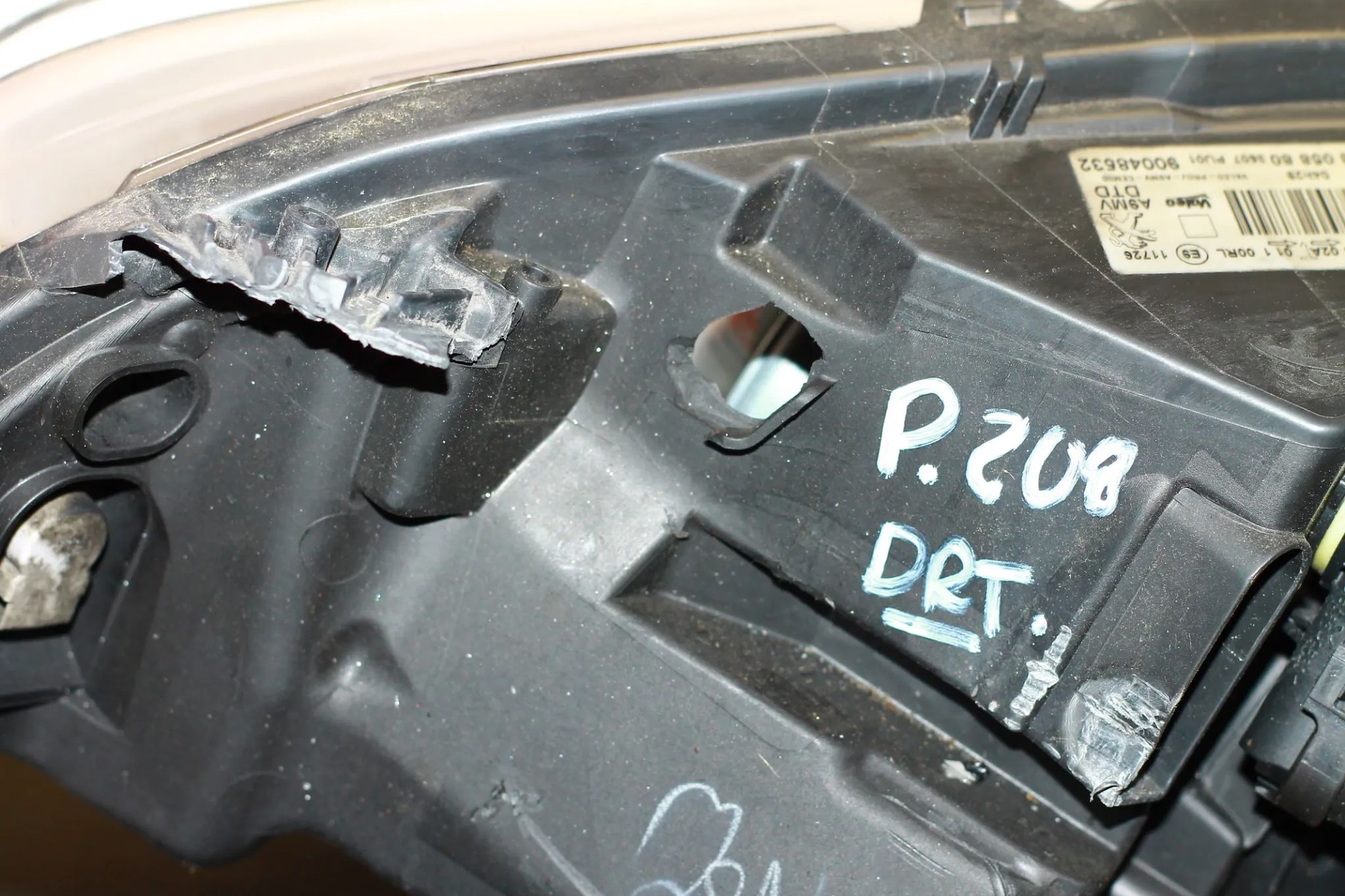 ÓPTICA DIREITA PEUGEOT 208