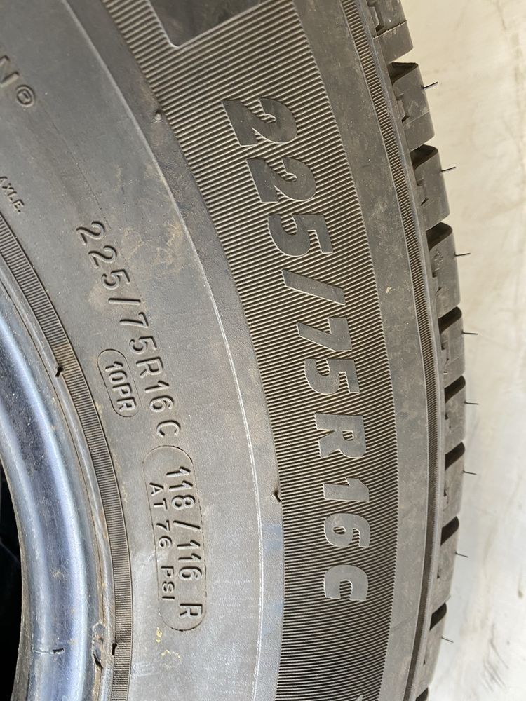 Nowa opona pojedyncza 225/75/16c Michelin Agilis