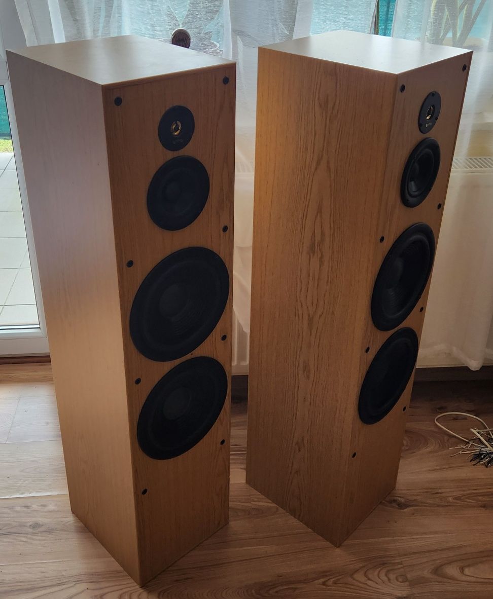 Infinity Reference 61 mk II kolumny