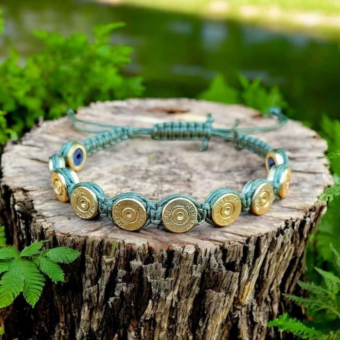 Ręcznie wykonana bransoletka militarna myśliwska z łusek Czerwona