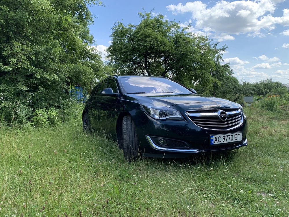 Opel Insignia Sport Tour 2015 1.6 CDTI