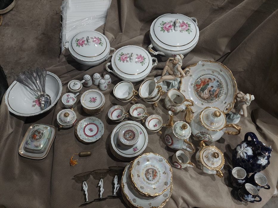 столовый набор производство ГДР хрустальный графин и виноград