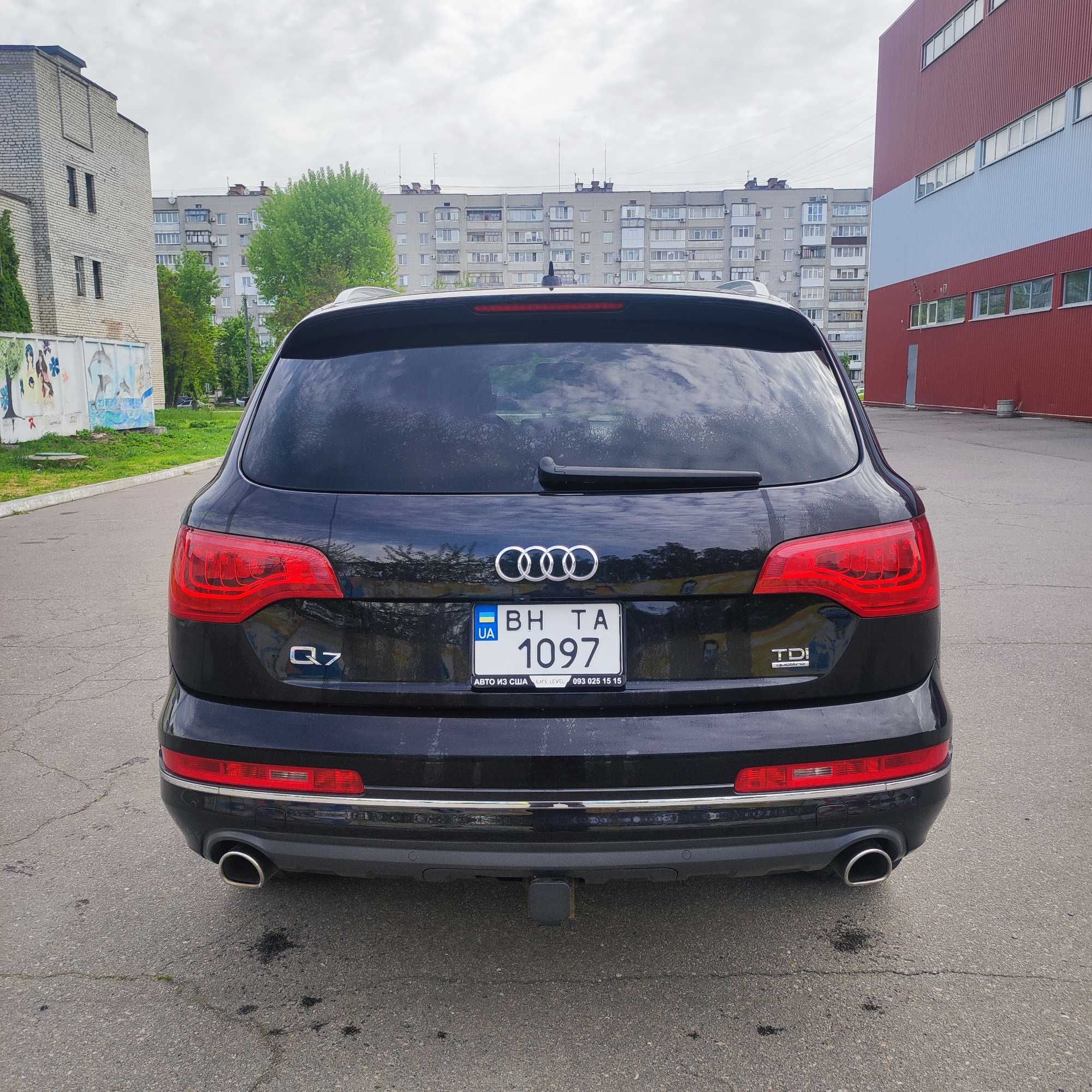 Ауди Q7  3.0 tdi 2015 США без пневмы