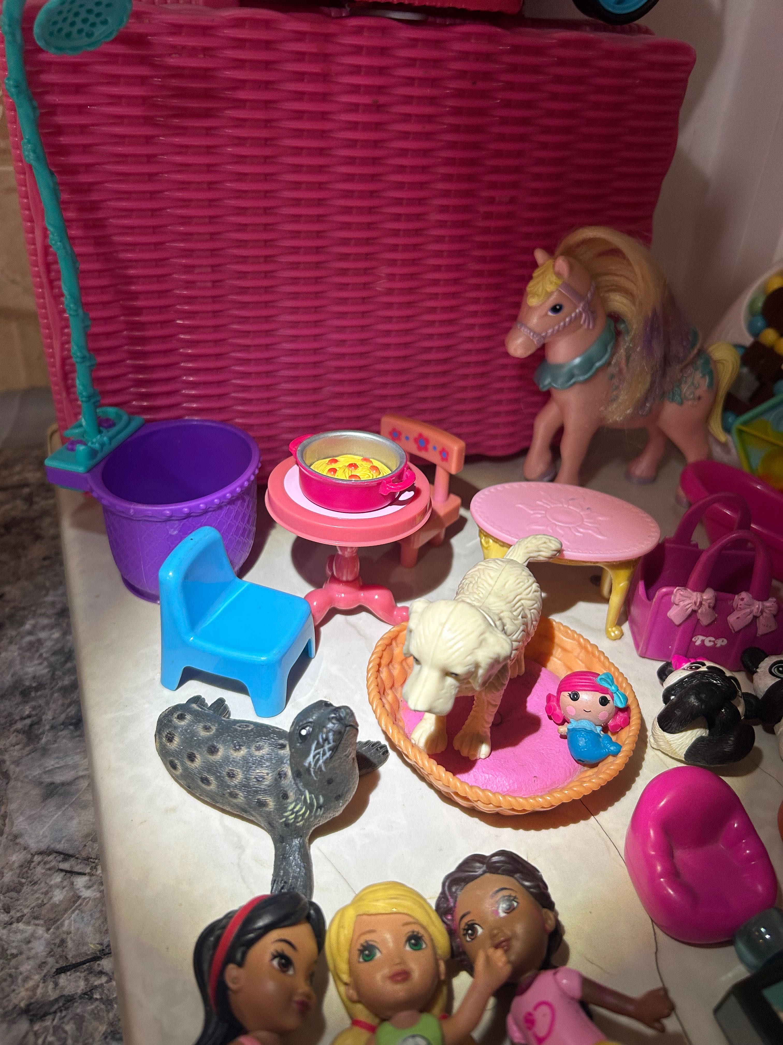 Лот іграшок для дівчинки Mattel, hasbro