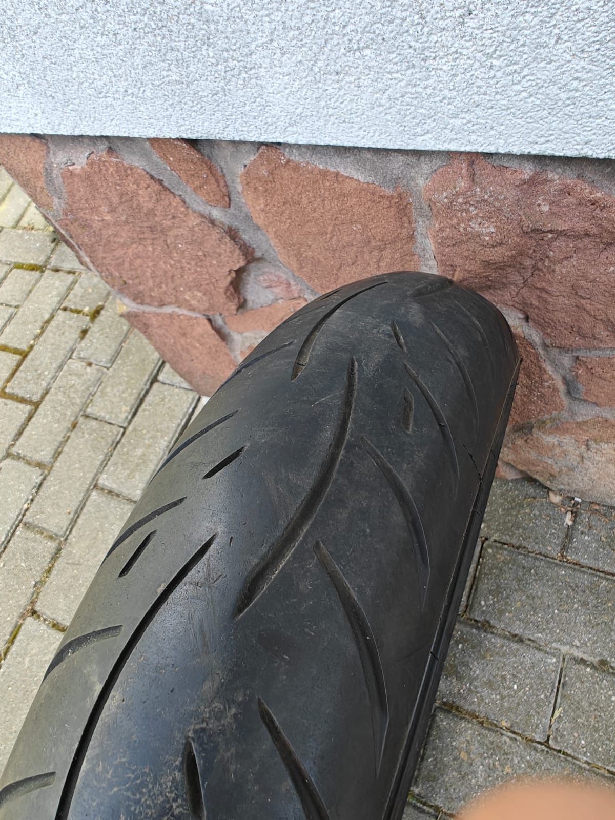 Sprzedam opony motocyklowe