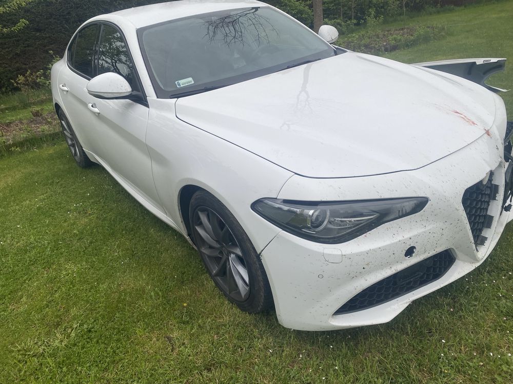 Alfa Romeo Giulia 2,2 diesel manual  92 tys km