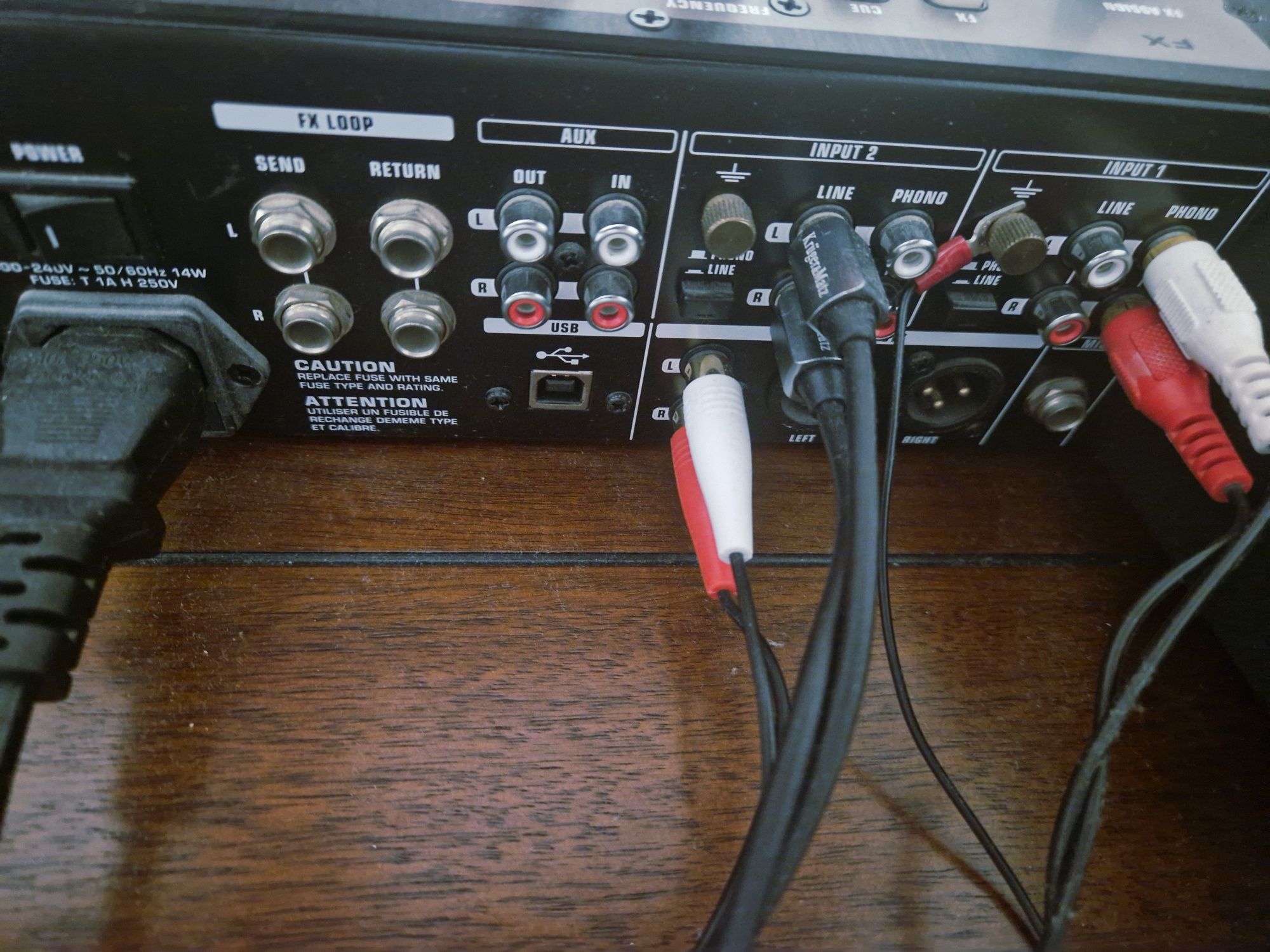 Mixer Behringer Nox 404 stan bardzo dobry