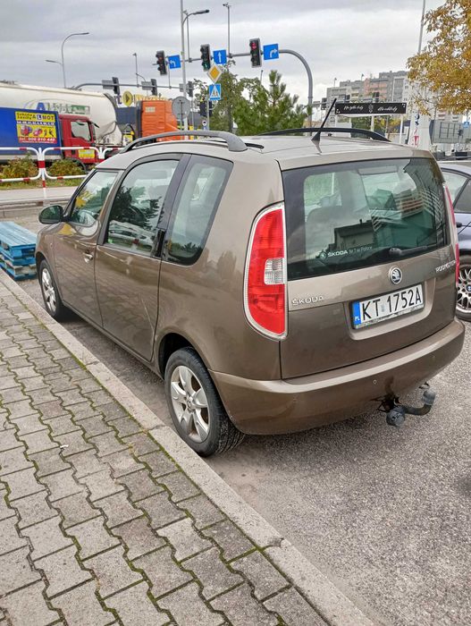 Syndyk sprzeda samochód osobowy marki Skoda 5J Roomster