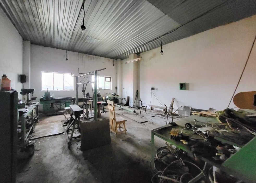 Продаж комерційного приміщення на вул. Будівельна