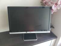 Monitor BENQ model E2400HD lcd. HDMI