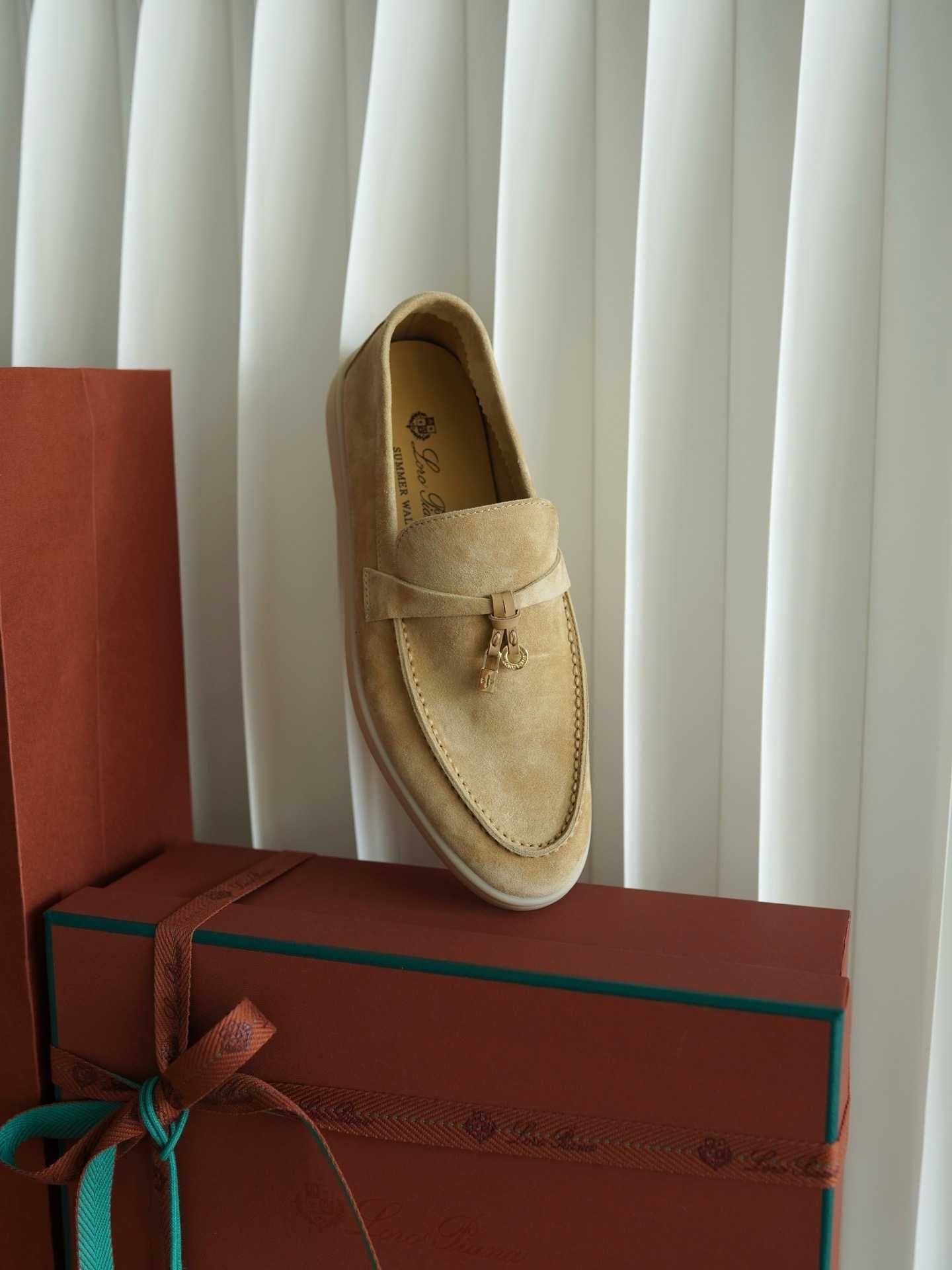 Бежевые лоферы Loro Piana Summer Walk  Лоро Пиана лофери бежеві