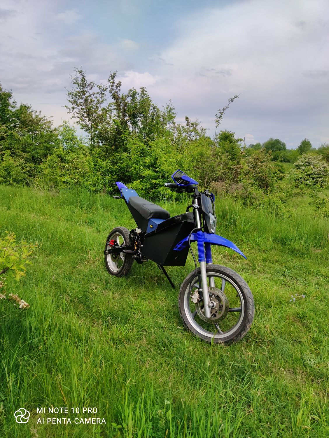 Електроскутер 60v1800w