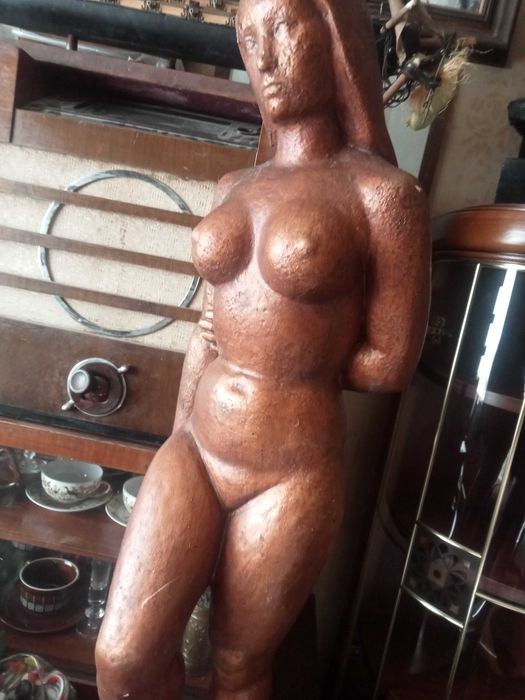 Duża rzeźba akt kobiecy stara rzeźba lata 30-ste-50-te 20w.