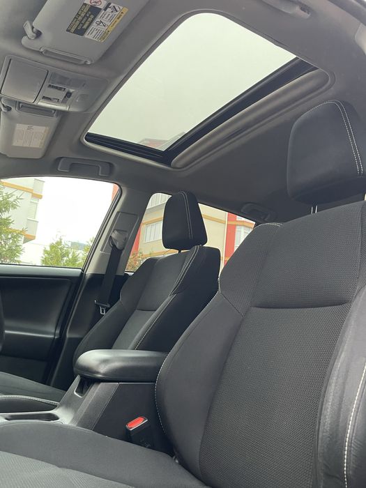 Продам Toyota RAV-4 2018 року