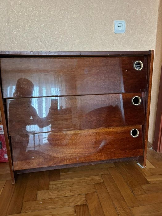 Продам тумбочку для взуття в хорошому стані