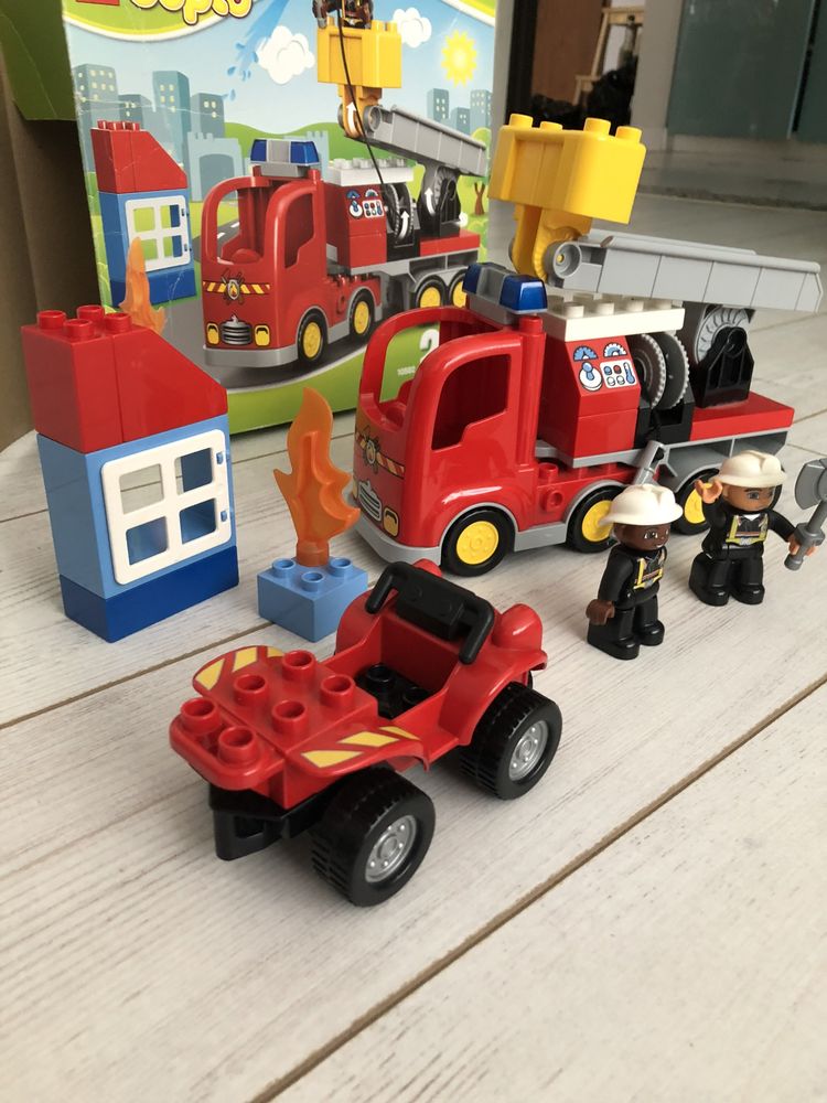 Lego duplo 10592 wóz strażacki + autko