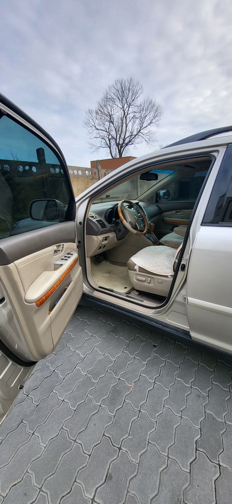 Продам lexus RX350