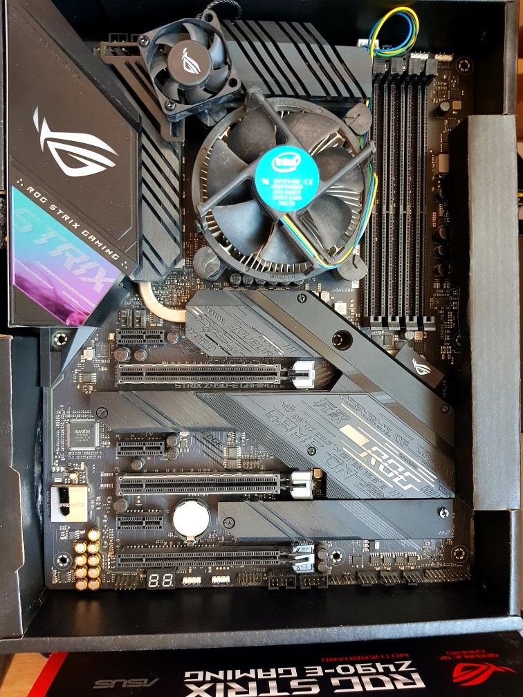 i5 10400 z490-e gaming ddr4 16Gb