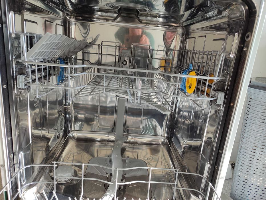 Maquina lavar louça indesit