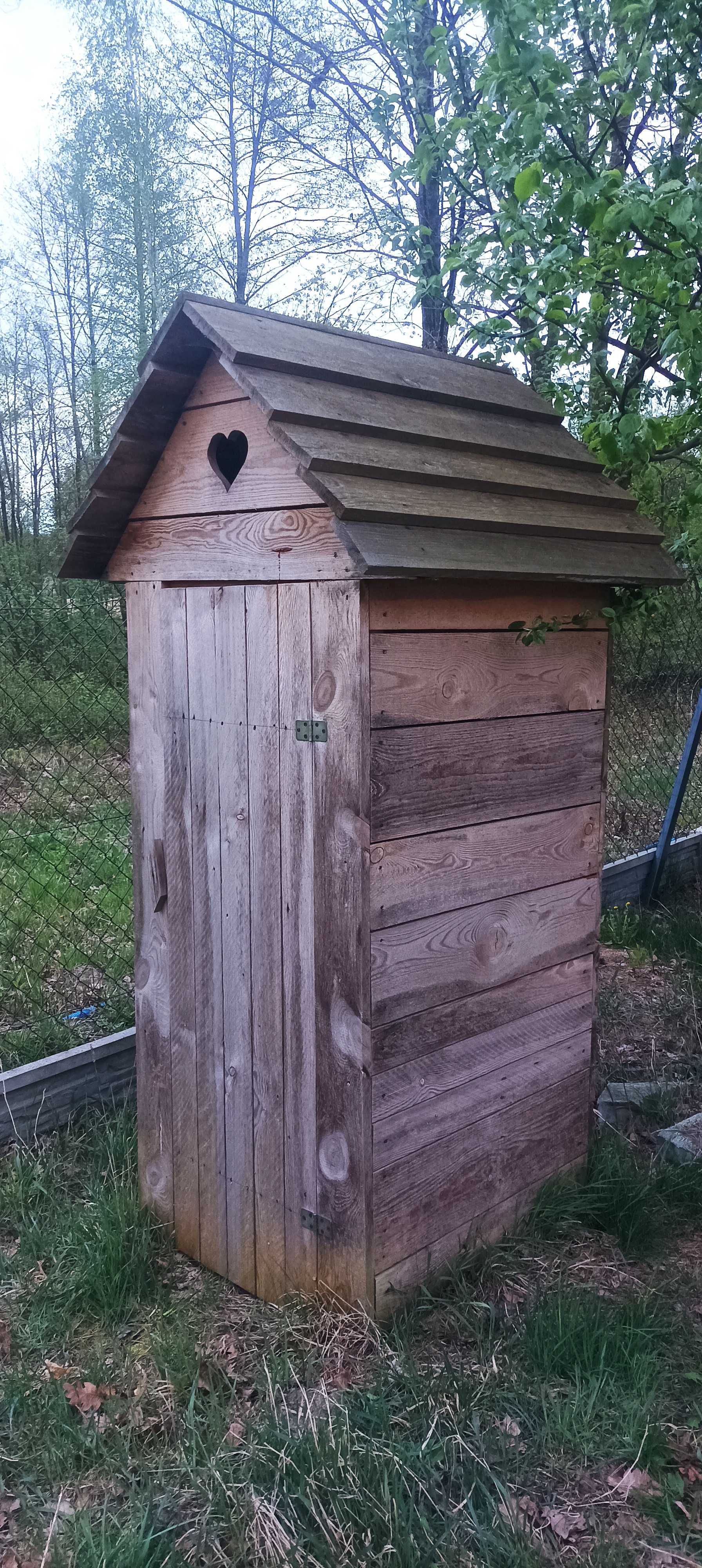 Toaleta drewniana wychodek ogrodowy na budowę WC szalet kibelek ustęp