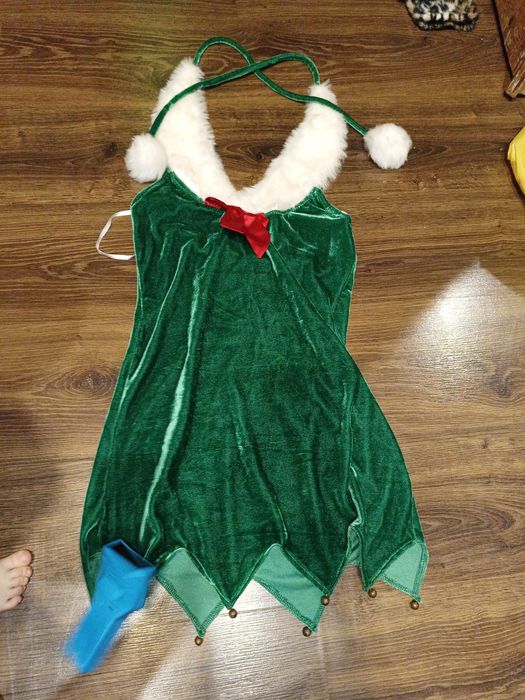 Новогодние женские платья