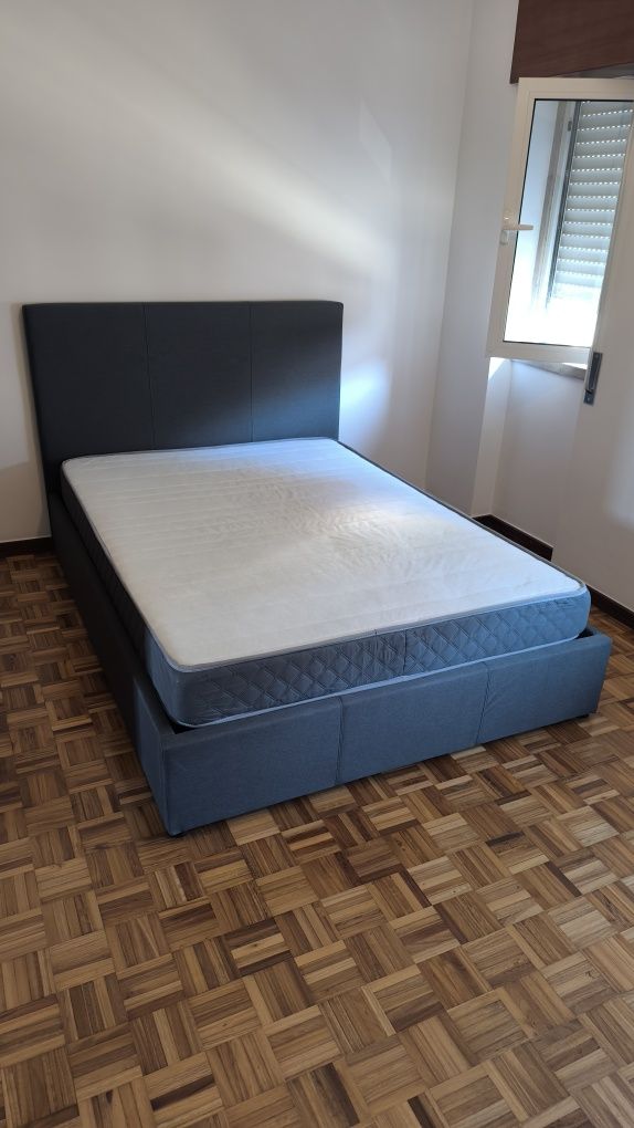 Cama casal com arrumação Nova!