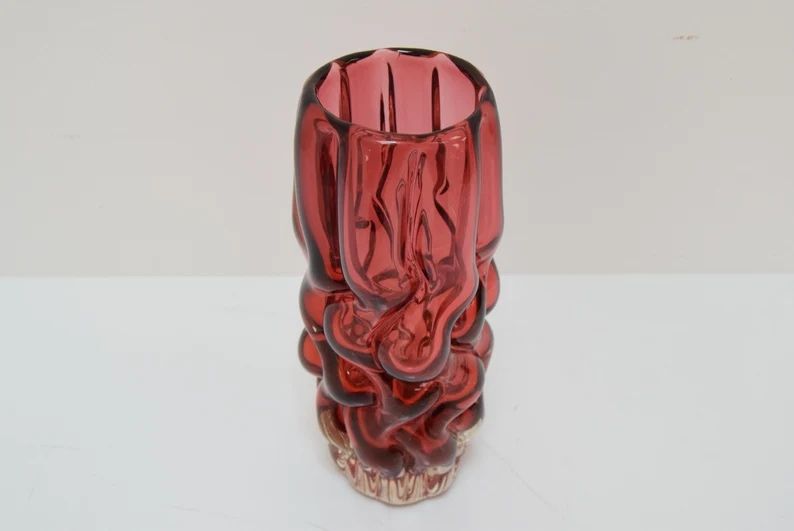 Цветочная ваза рубиновое стекло коллекционная