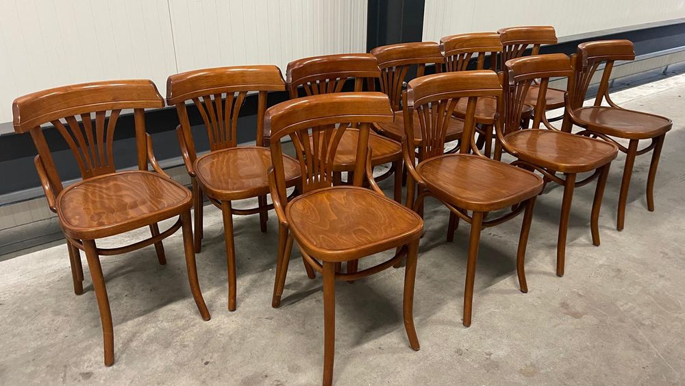 Krzesła Thonet Fameg Radomsko z wachlarzem dostępne 10sztuk