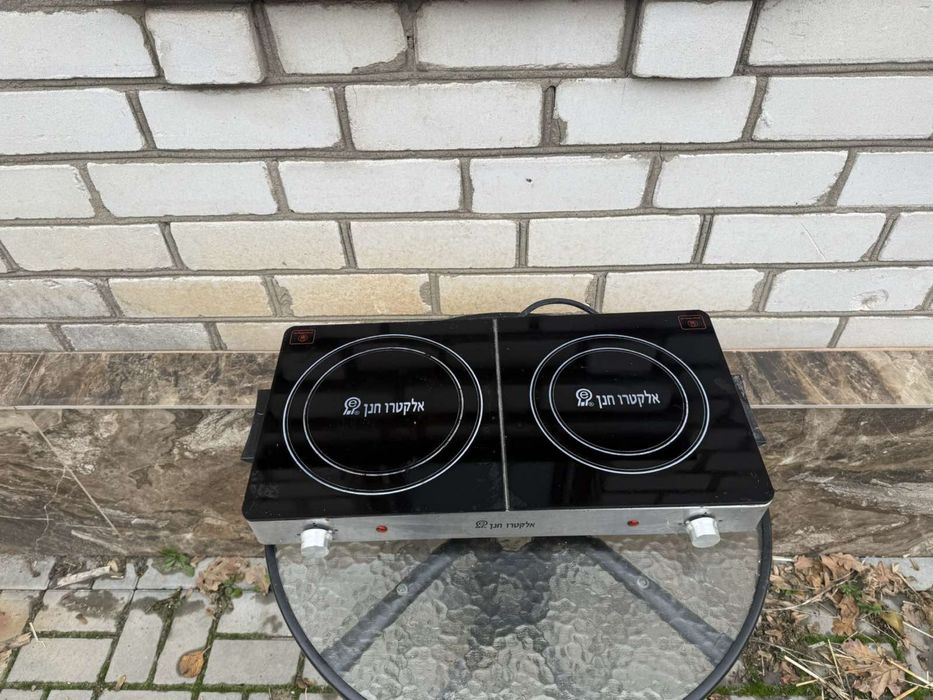 Електроплита в хорошому стані